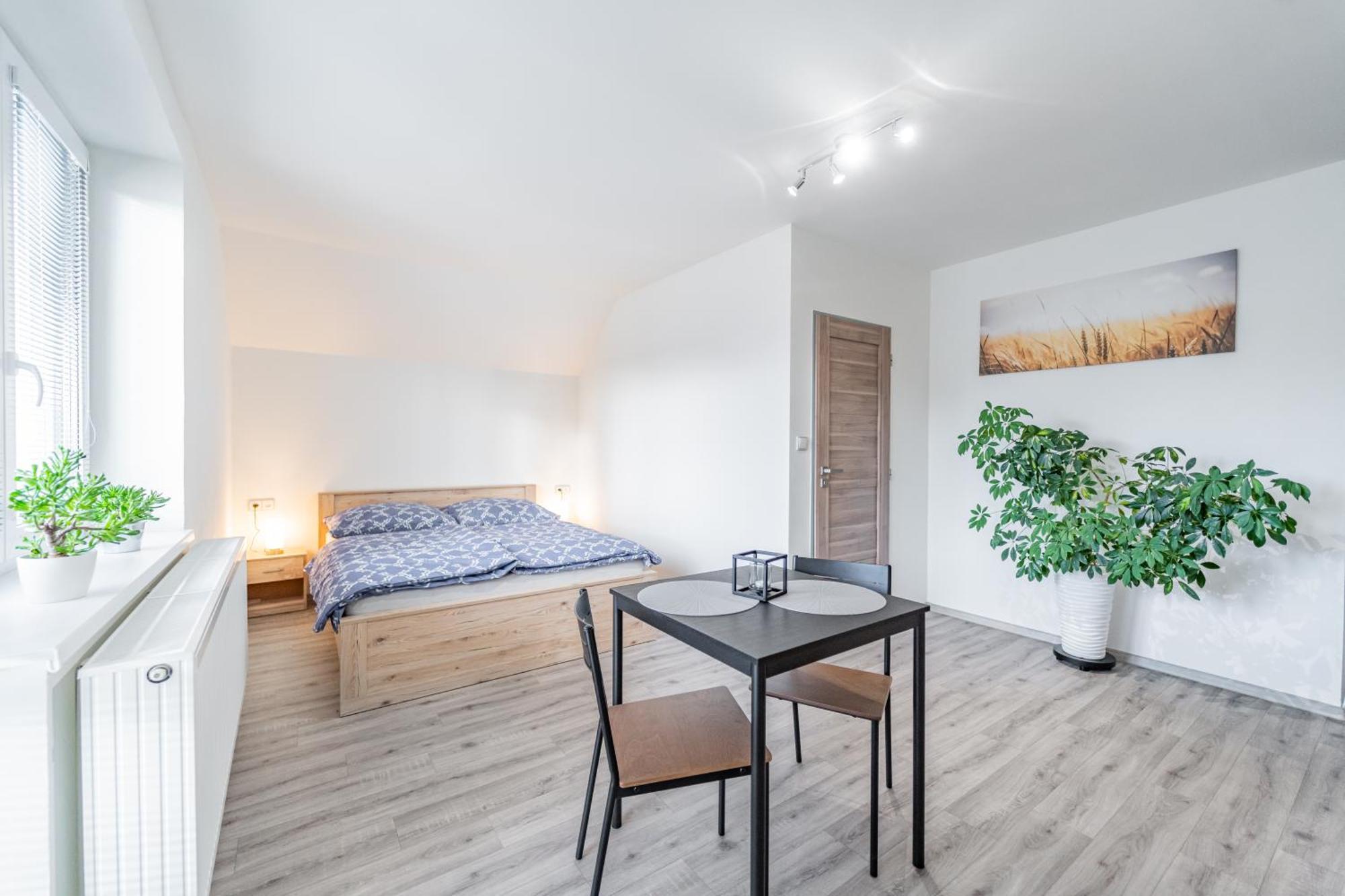 Apartmany Tera Miletin Exterior photo
